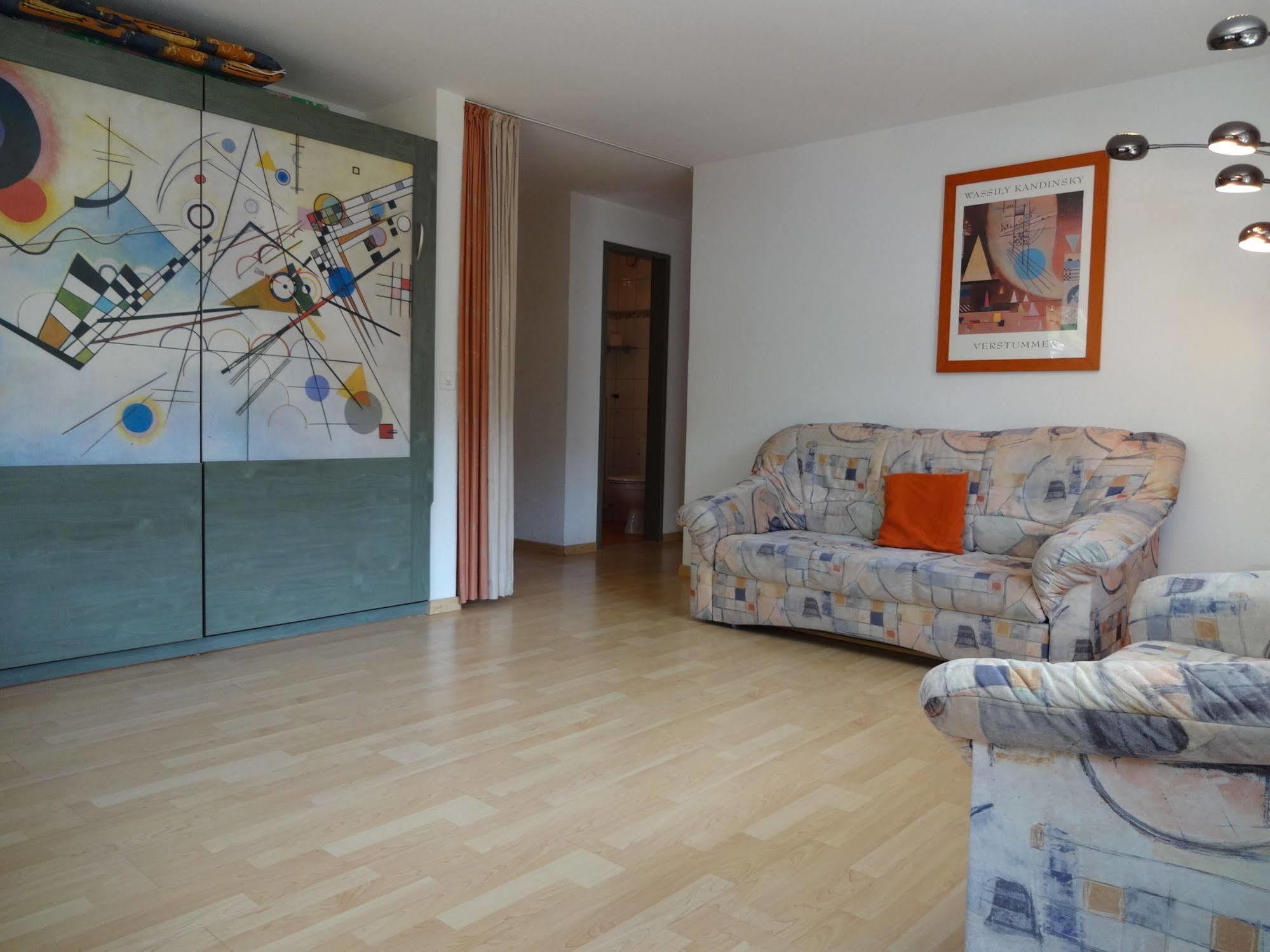 Apart-hotel Artist & Garni 3*